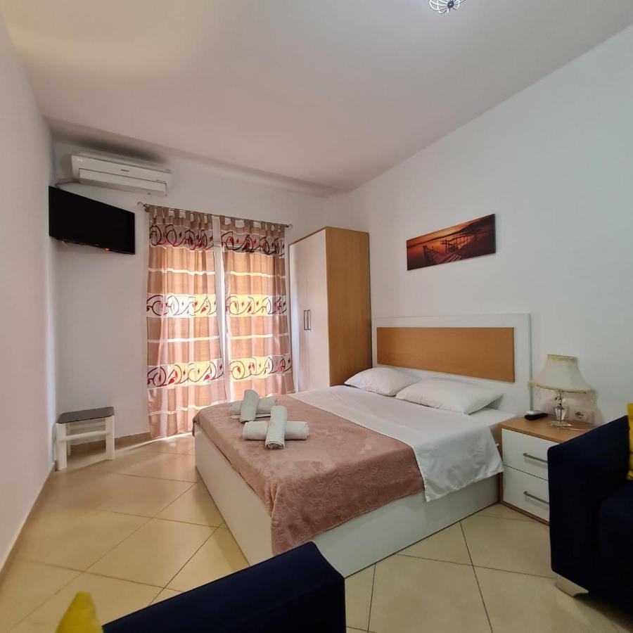 Studio By The Beach - Vlorë Exterior foto