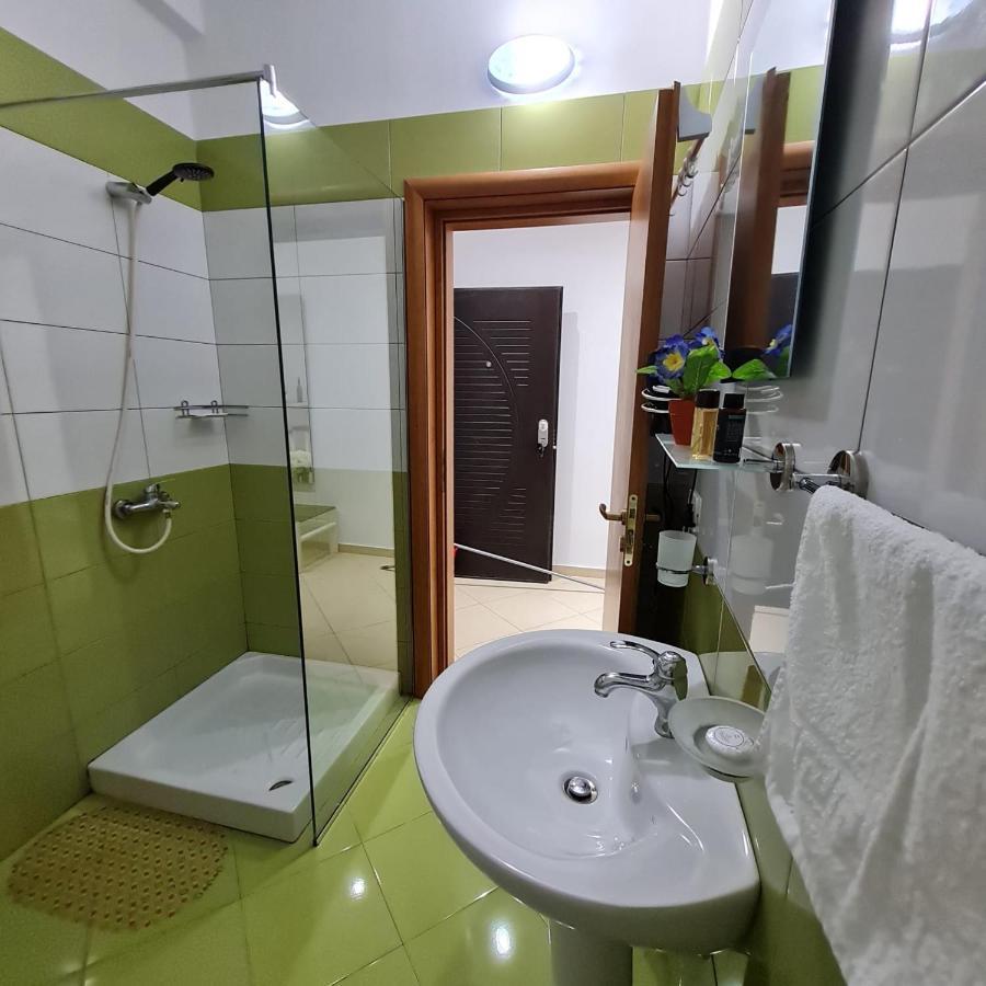 Studio By The Beach - Vlorë Exterior foto